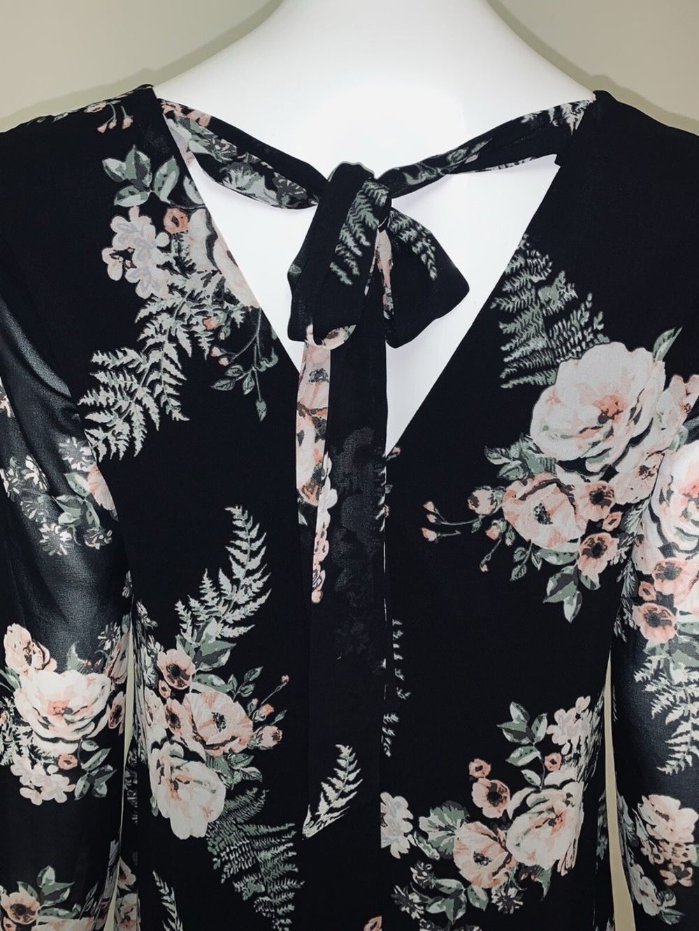 NWOT BCBG Dress with Floral Print and Bow Neckline, Sheer Long Sleeves, Lined